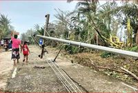 ثلاثة قتلى وإجلاء 400 ألف شخص بسبب عاصفة قوية في الفلبين