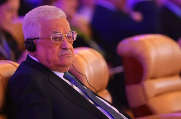 الرئيس الفلسطيني يطالب بجمع غزة والضفة والقدس في دولة فلسطينية مستقلة