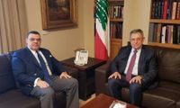 السنيورة يستقبل علوي
