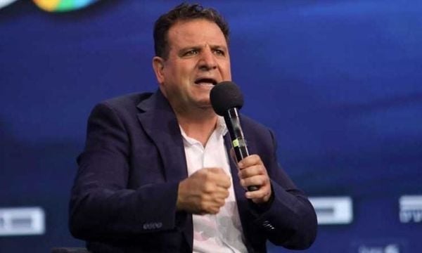 أيمن عودة يهاجم إقصاء العرب: لجنة الانتخابات المركزية تفتح الأبواب للتطرف وتحظر ممثلي 21% من السكان