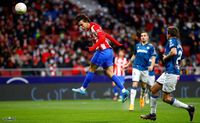 رباعية أتلتيكو مدريد تضعه في موقع أفضل