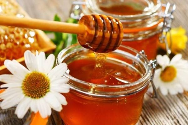 العسل حليف تجدد البشرة