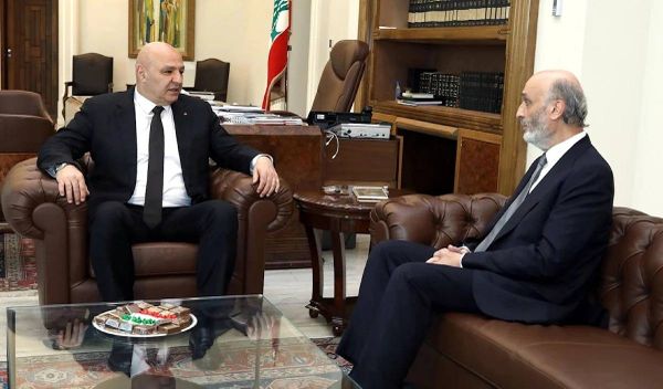 جعجع يهنئ رئيس الجمهورية بمرور عام على انتخابه