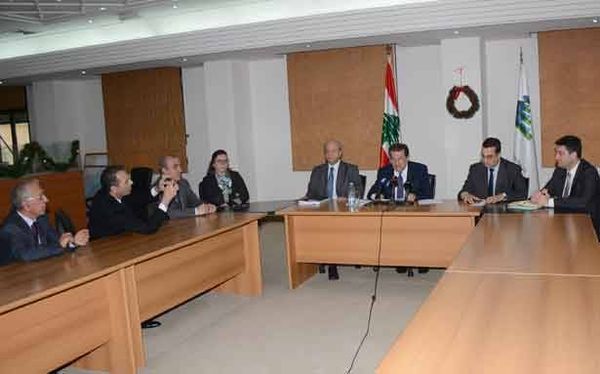 شرح أسباب فشل مناقصة الخليوي
حرب : لن يمّر نسف شركة مؤتمنة
على مرفق عام للمناقصة من دون حساب
