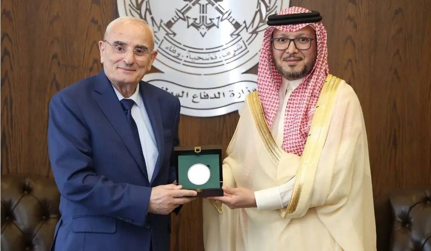 البخاري زار منسى مودعاً: ملتزمون بالوقوف إلى جانب لبنان وشعبه ومؤسساته