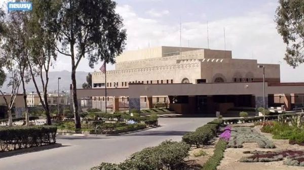 السفارة الأميركية باليمن: القائم بالأعمال بحث مع وزيرة خارجية اليمن دعم واشنطن للحكومة بمواجهة الحوثيين