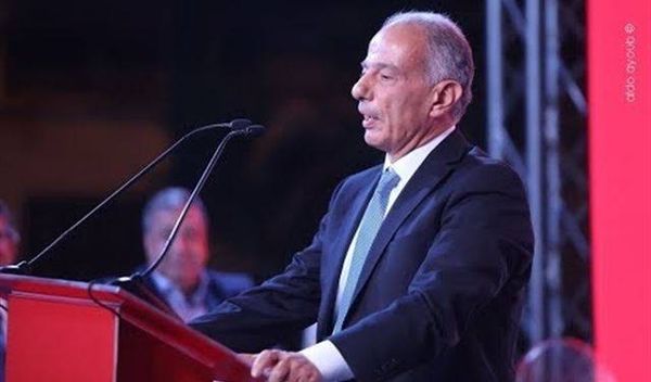 ما حقيقة خروج النائب المنتخب جان طالوزيان من كتلة القوات اللبنانية؟