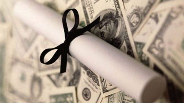 تتجاوز رواتبها 100 ألف دولار سنوياً.. وظائف لا تتطلب شهادة جامعية