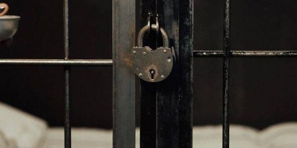 معتقلو الرأي السوريون يدخلون في إضراب عام عن الطعام في السجون اللبنانية