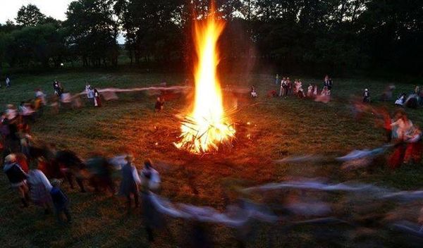 اليوم سيشهد المسلمون حدث مميز...فما علاقة رمضان؟