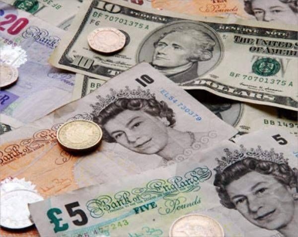 سعر الجنيه الإسترليني يرتفع إلى 1.2037 دولاراً