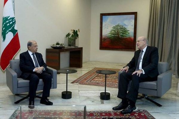 الإستشارات النيابية بدأت... وميقاتي: سميت الحريري وطلبت من عون أن يكون دائما أبا لكل اللبنانيين