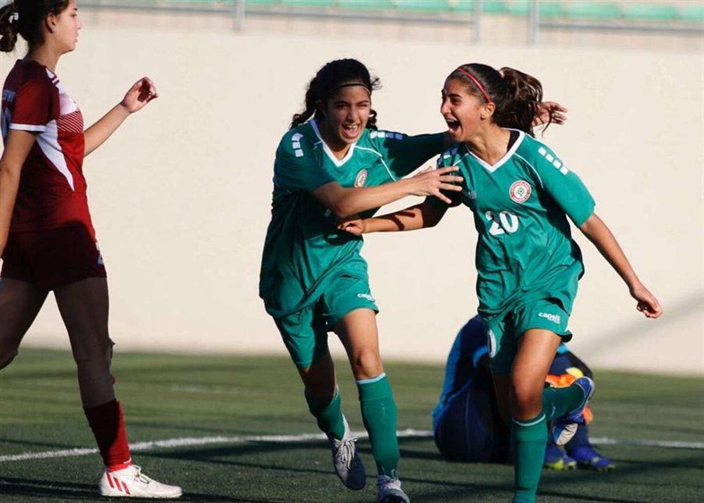 منتخب لبنان إلى نهائي بطولة غرب آسيا للناشئات