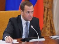 كيف علّق مدفيديف على إعلان حلف الناتو أنه لم يعد مرتبطا مع روسيا بأي اتفاقات؟