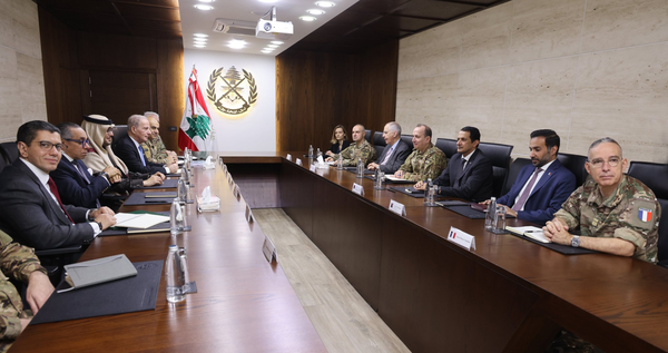 السفير الاميركي يرفض التعليق.. ما سر الغموض؟