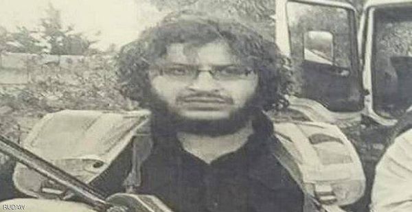 "طبيب داعش".. خلع ثوب المهنة وانضم للإرهابيين وشارك في اغتصاب الأطفال حتى سقط بضربة جوية