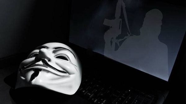 "أنونيموس" لـ"داعش": سننتقم منكم ردا على بروكسل
