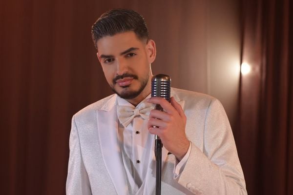 ما جديد الفنان رولان مهنا؟