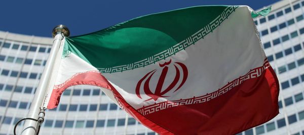 إيران تغلق أجواءها أمام طائرة مسؤول أوروبي متجه إلى السعودية