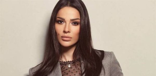 نادين نجيم تكشف عن مشروع جديد.. وهذا ما قالته عن "المعجبين"