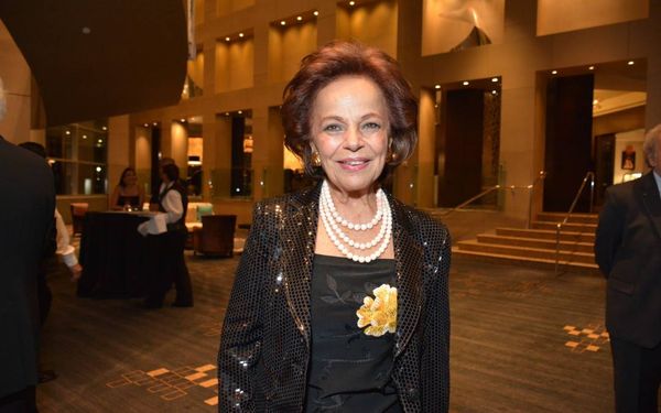 عائلة نائلة معوض تنفي خبر وفاتها