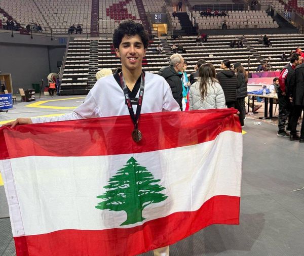 ميدالية فضية ثانية للبنان عبر أنطوني نوفل
في بطولة تركيا المفتوحة بالتايكواندو