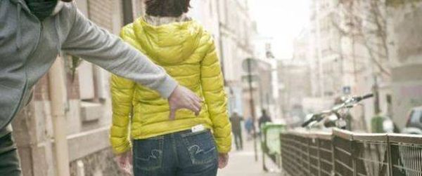 بهذه الطريقة يمكنك أن ​تستعيد ​هاتفك المسروق!!