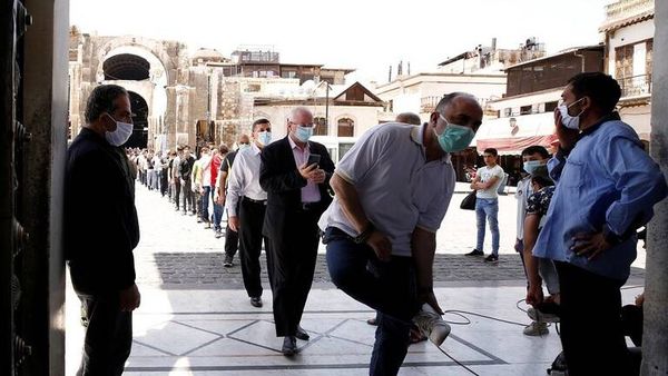 "الصحة العالمية" تعلن نيتها تطعيم 20 بالمائة من السوريين ضد كورونا