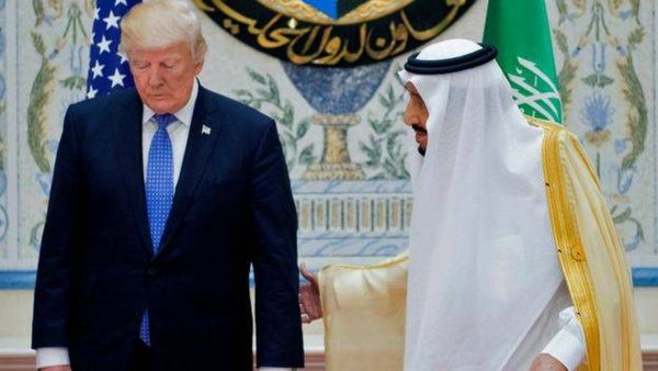 الكلام الخطير والكبير الذي لم يقله رئيس اميركا
ترامب للملك سلمان من دوني تسقط في اسبوعين