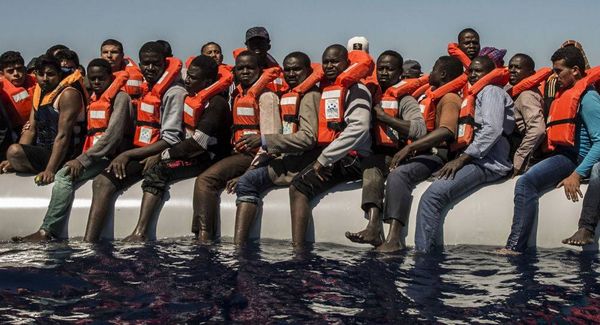 ليبيا تعلن إنقاذ 458 مهاجر غير شرعي قبالة سواحلها