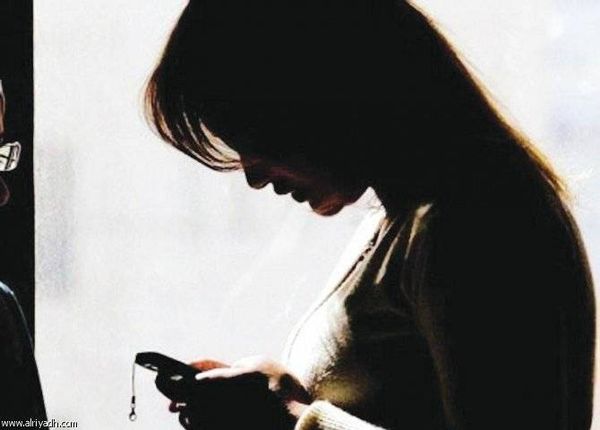 الممثلة السورية صاحبة المحادثات الجنسية فضحت نفسها –  بالصور