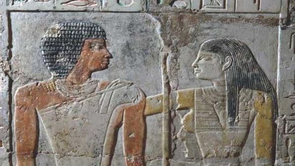 	اكتشاف اقدم لوحة تجسد قصة حب بين زوجين في مقبرة فرعونية