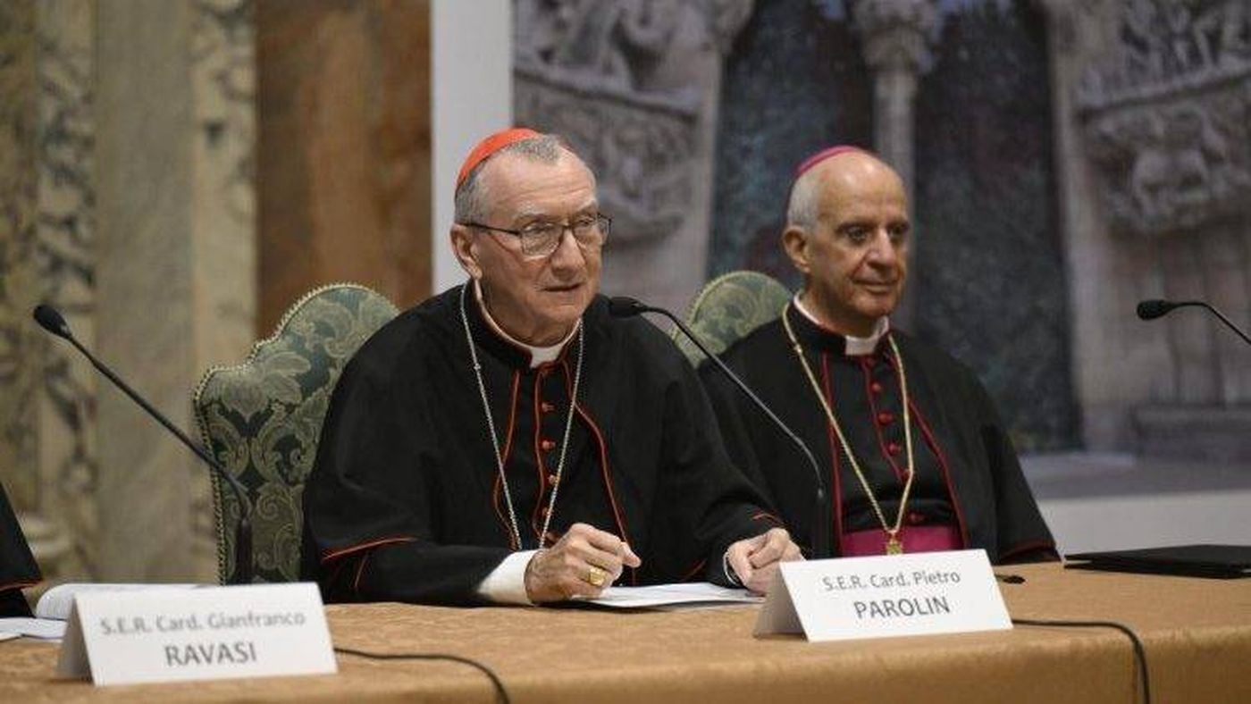 بارولين يدعو إلى الأخوّة والسلام في الميلاد