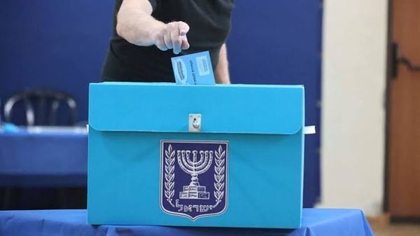 قبل حسم القوائم.. انشقاقات تربك المشهد الانتخابي الإسرائيلي