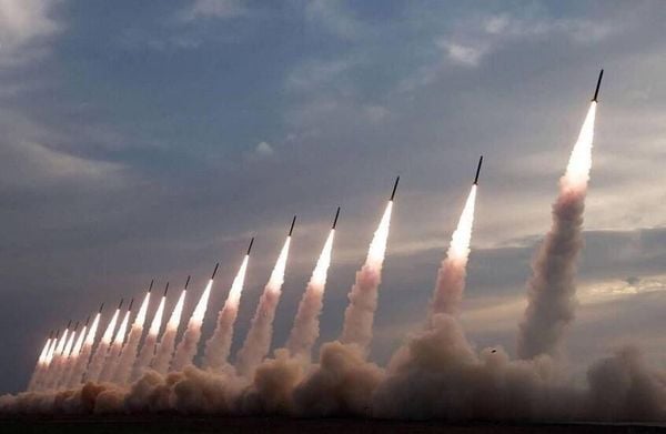 الحرس الثوري الإيراني يعلن استهداف 85 منشأة عسكرية أميركية في البحرين والكويت