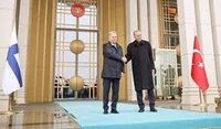 أردوغان: للبدء بمراحل المصادقة
على انضمام فنلندا الى "الناتو"