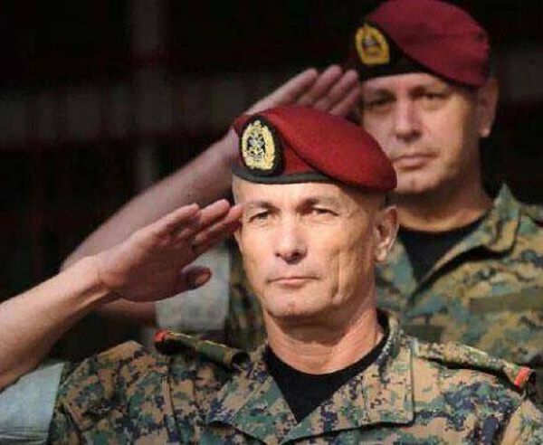 العميد روكز: دعم الشعب اللبناني هو السلاح الاقوى للجيش ونحن من الشعب واليه