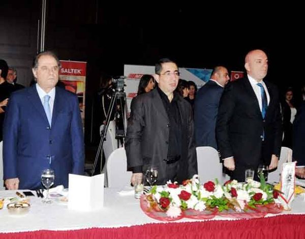 الحاج حسن في عشاء صناعيي المتن الشمالي :
لمراجعة الإتفاقات الثنائيّة المجحفة في حق القطاع