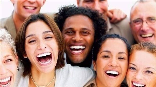 6 فوائد صحية رائعة للضحك