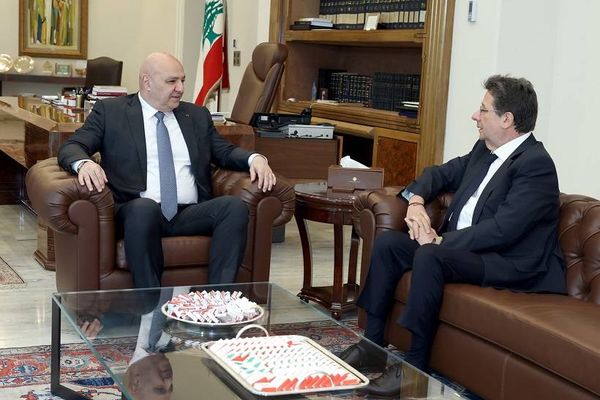 كنعان من بعبدا: حماية اللبنانيين تبدأ بوقف مسلسل الدمار