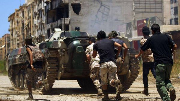 الجيش الليبي يخنق القاعدة في الجفرة