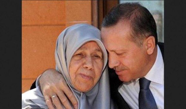 قصة "داعية سعودي" مع والدة اردوغان!