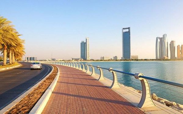 أبوظبي تتوقع جمع 109 مليون دولار سنويا من رسوم طرق جديدة