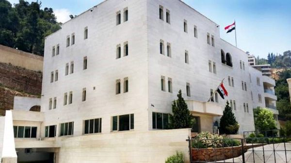 ما حقيقة فرض رسوم على دخول اللبنانيين الأراضي السورية؟