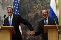 كيري يشيد بفضل الأسد بسرعة تدمير الكيميائي