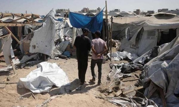 غارة إسرائيلية تستهدف مدنيين في الشيخ عجلين جنوبي غزة