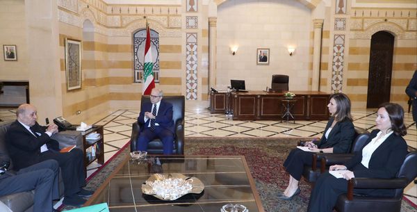 لودريان في بيروت.. دعم فرنسي متجدد ومساعٍ لوقف النار
