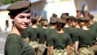 أوكرانيا تمنع المجندات من مغادرة البلاد