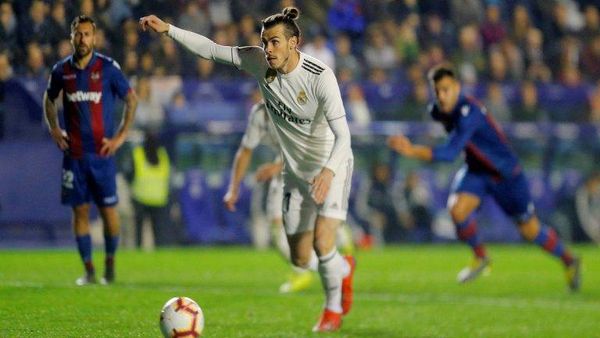 بالفيديو-الإعلام الإسباني يواصل الهجوم على غاريث بيل قبل مباراة ريال مدريد وبرشلونة في الكلاسيكو