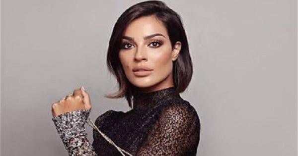 نادين نسيب نجيم تشع أنوثة في دوبروفنيك...